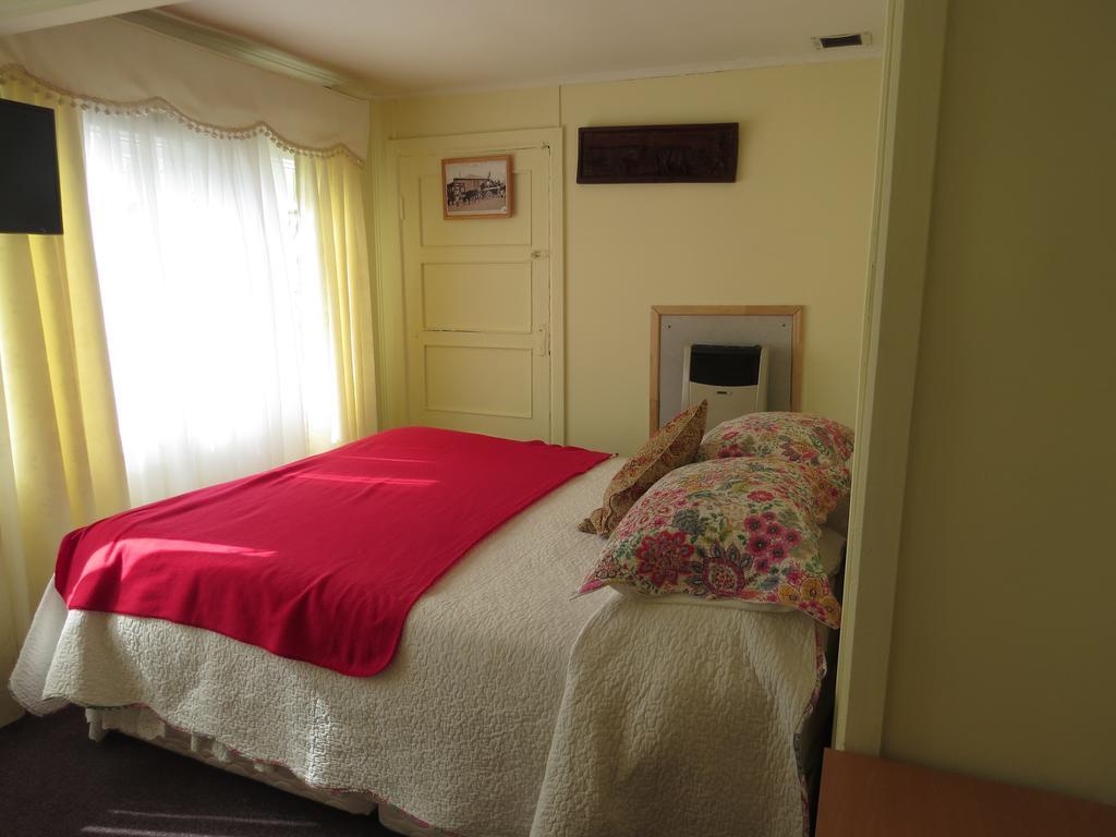 Hostal Dona Irma Punta Arenas Szoba fotó